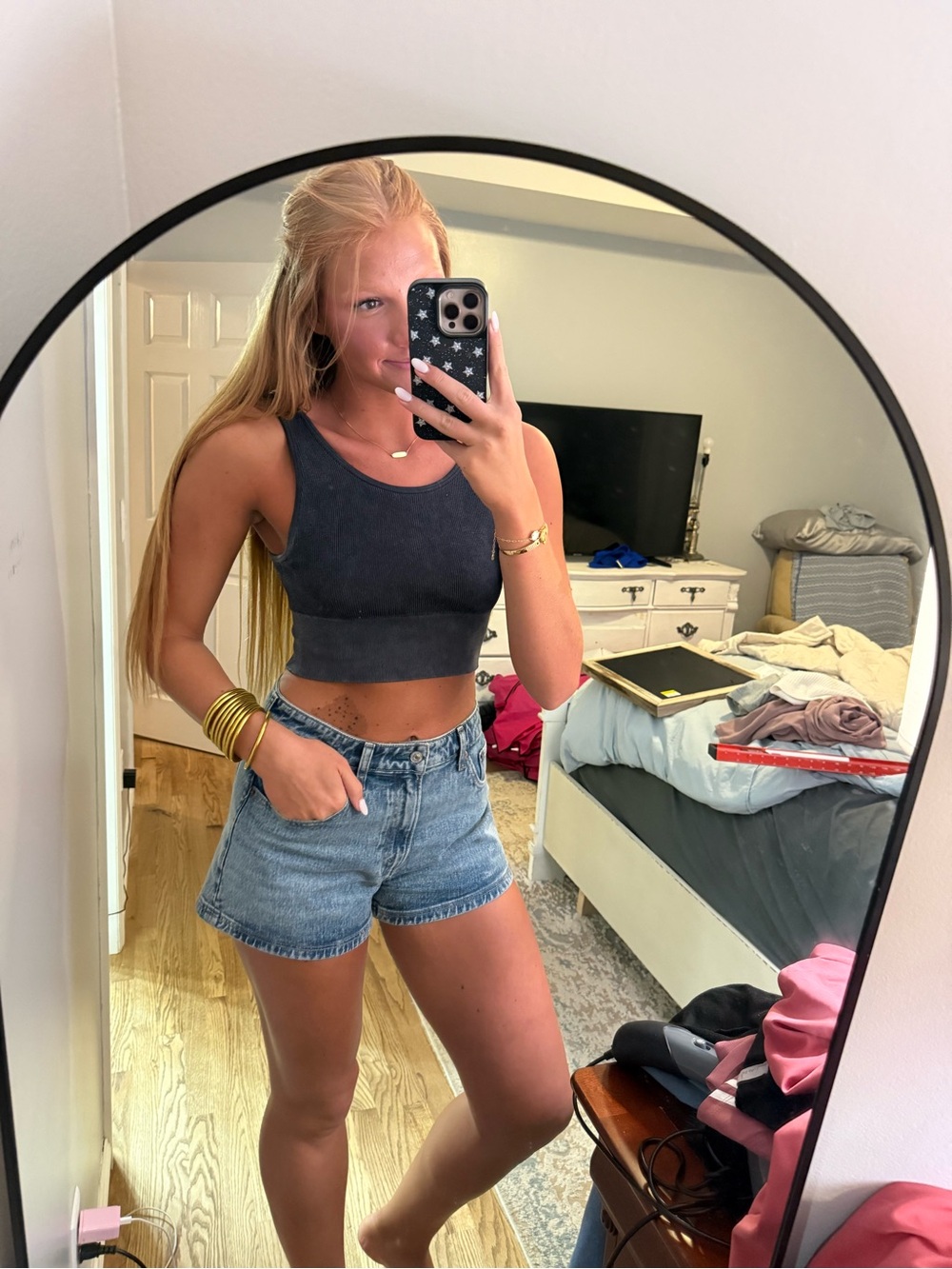 Women’s Black Crop Tank Top - Classic Stretch Fit